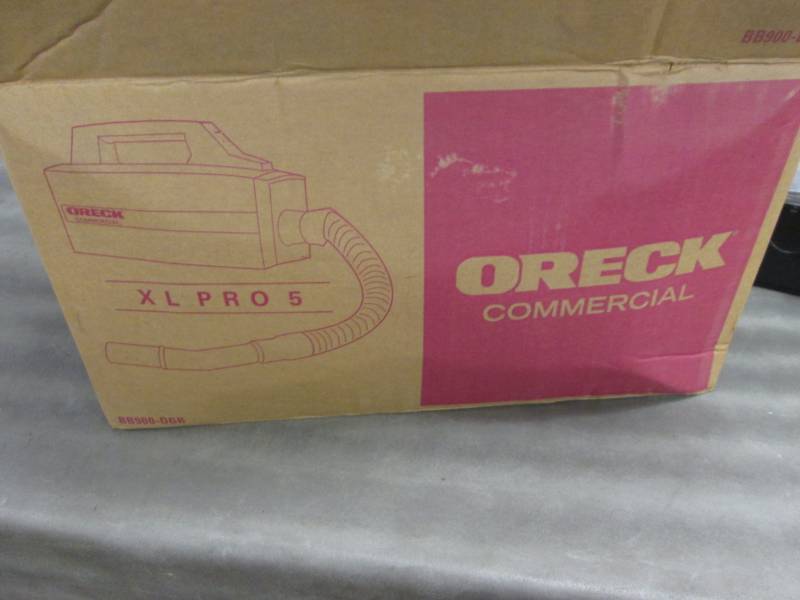 lot 167 image: Oreck Commercial BB900DGR XL Pro 5 ...