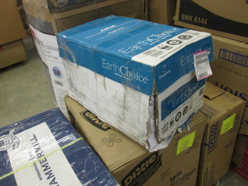 lot 175 image: Case of Earth Choice Multipurpose P...