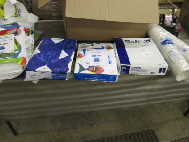 lot 181 image: 2 Reams 11x17 paper, Watermark pape...