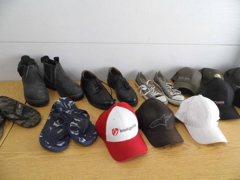 lot 52 image: Shoes  - Baseball Caps