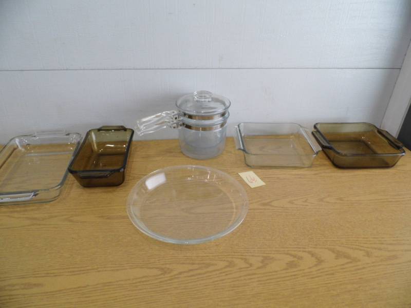 lot 66 image: Glass Baking Pans - Double Boiler