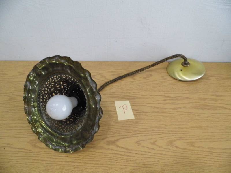 lot 72 image: Vintage Brass Hanging Light