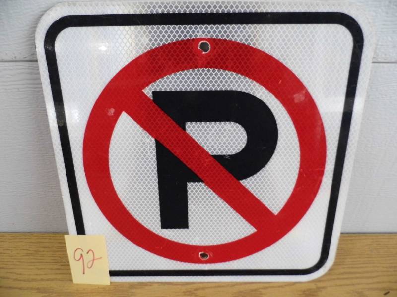 lot 92 image: No Parking Sign