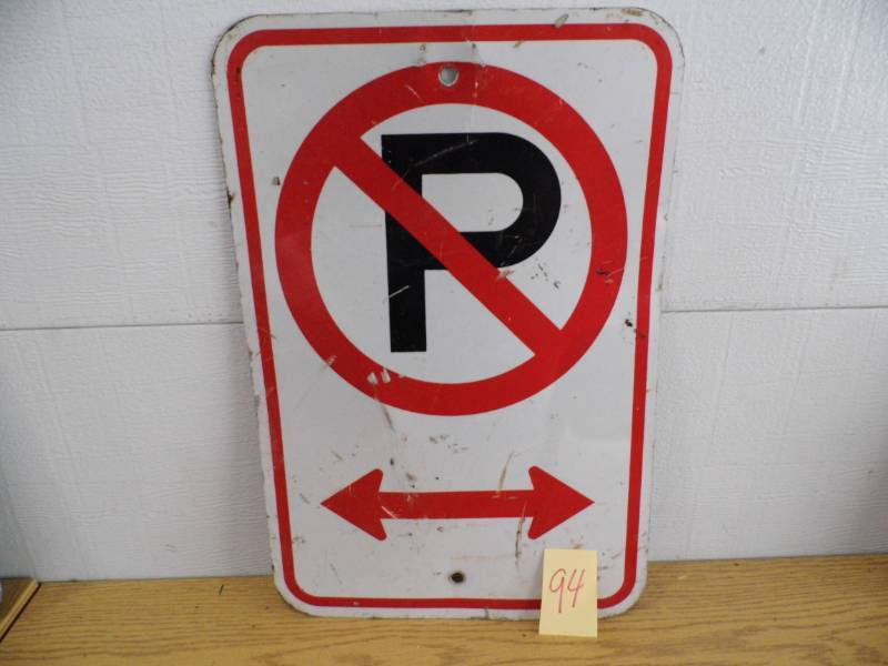 lot 94 image: No Parking Sign