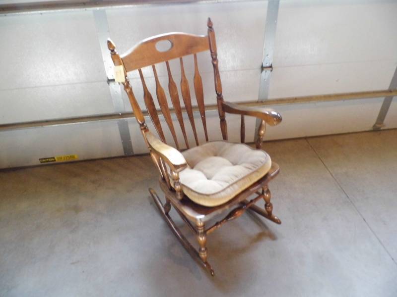 lot 119 image: Wooden Rocker