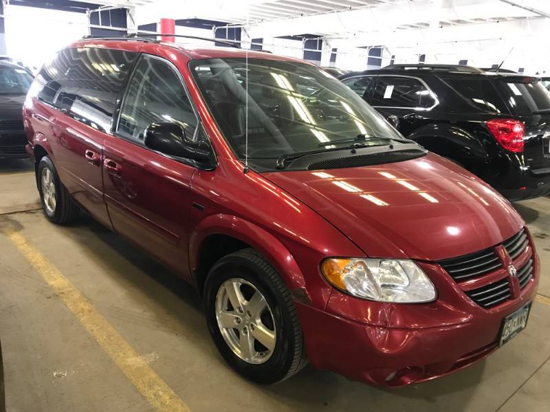 lot 19 image: 2007 Dodge Grand Caravan SXT