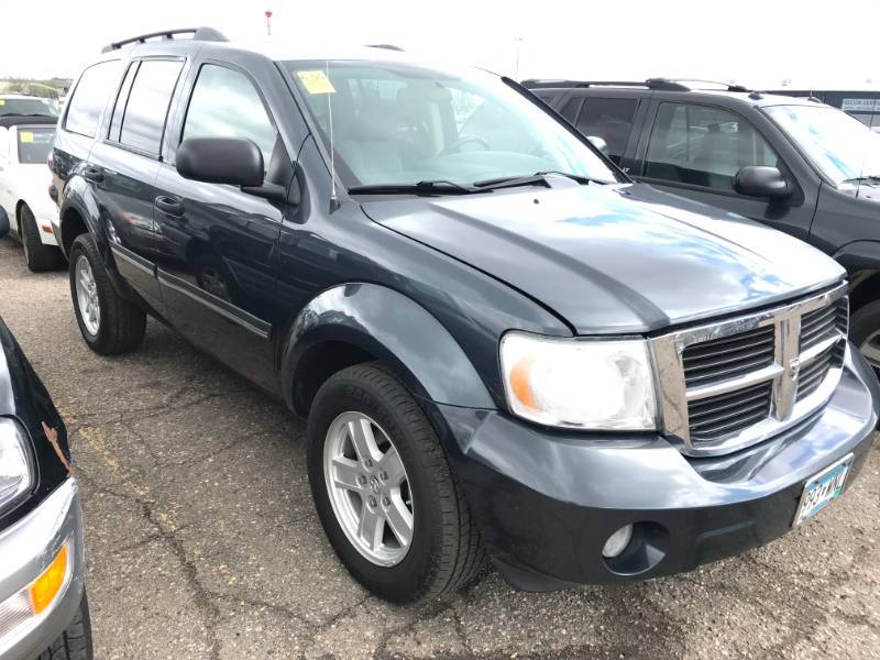 lot 27 image: 2008 Dodge Durango SLT
