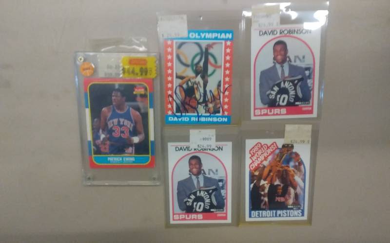 5-Basketballs Pistons, Spurs, Knicks