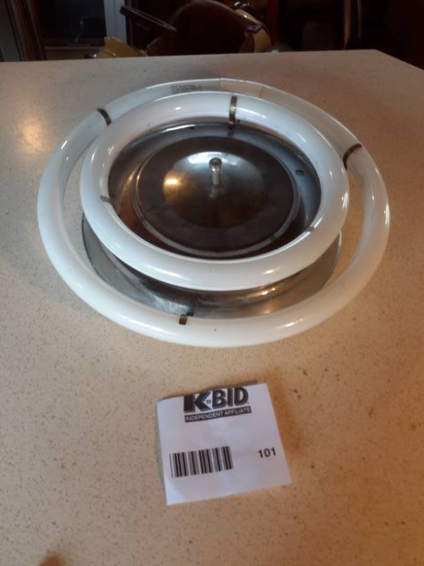 lot 101 image: Round fluorescent light fixture