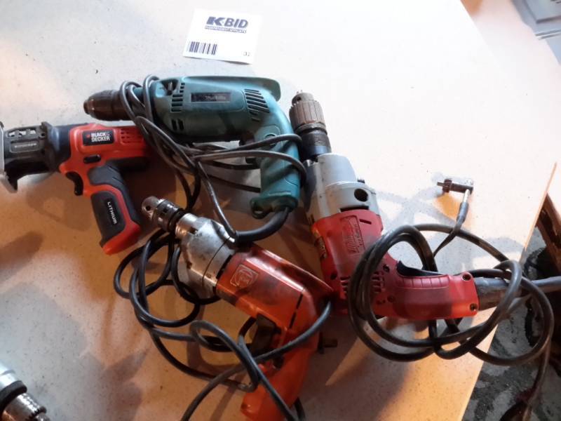lot 32 image: Milwaukee,12 in Magnum Hammer Drill  Makita 12 in electric drill Fein, 8mm, electric Drill  Black and Decker,cordless Compactsaw