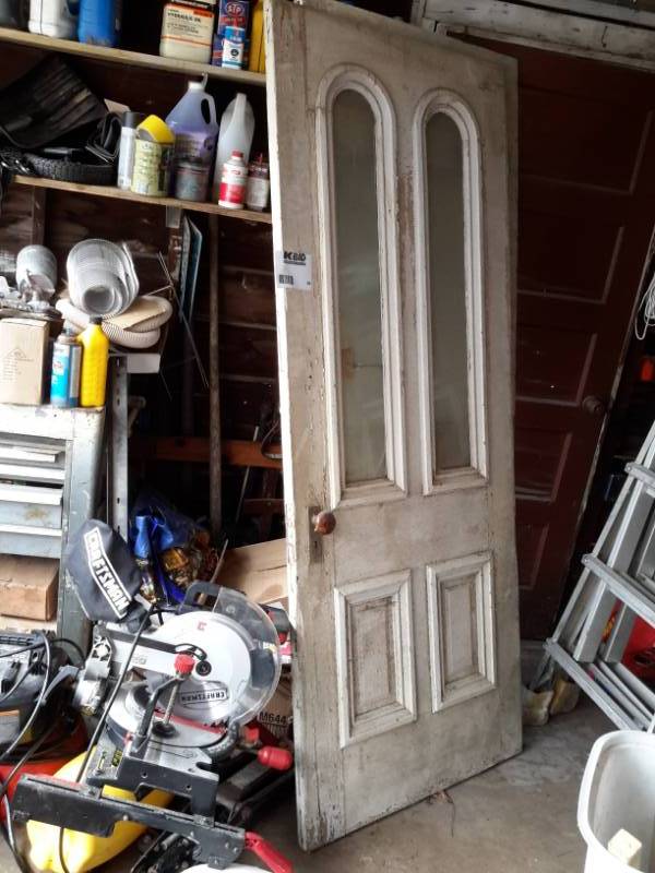 lot 39 image: Vintage interior door with glass inserts.