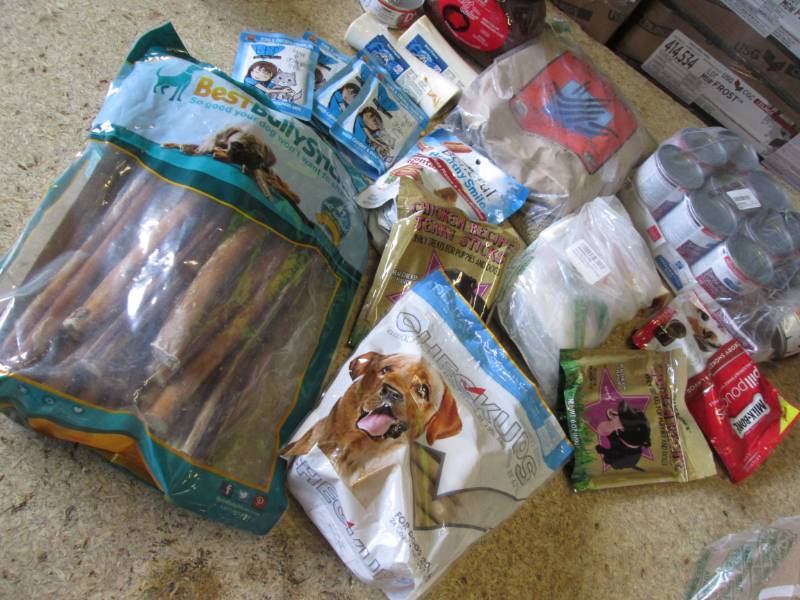 lot 508 image: Pet lot...