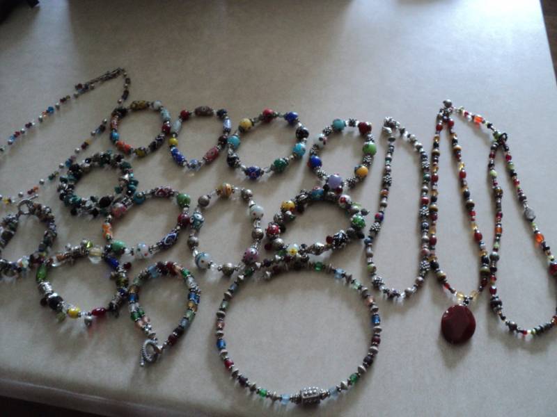lot 5 image: Jewelry Lot...