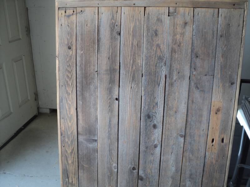 lot 18 image: Reclaimed Wood Twin Size Headboard...