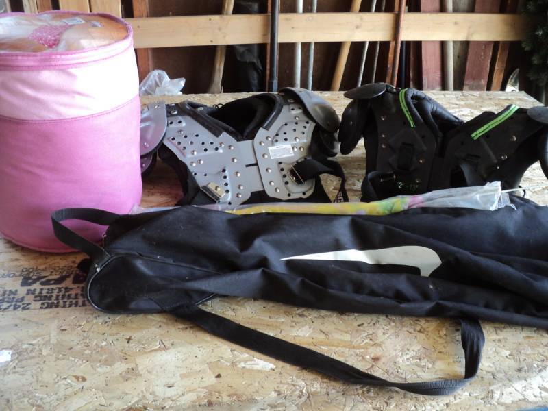 lot 45 image: Hockey Pads, Sleeping Bag, Kite and...