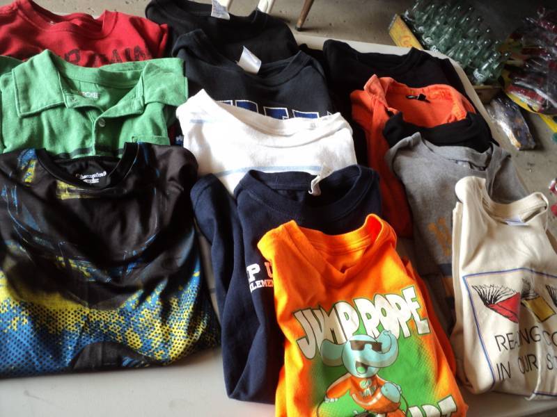 lot 80 image: 13 Boys T-shirts size M excellent ...