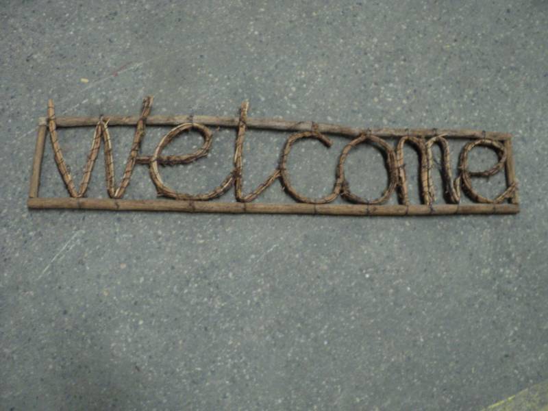 lot 115 image: Welcome 32 x 8...