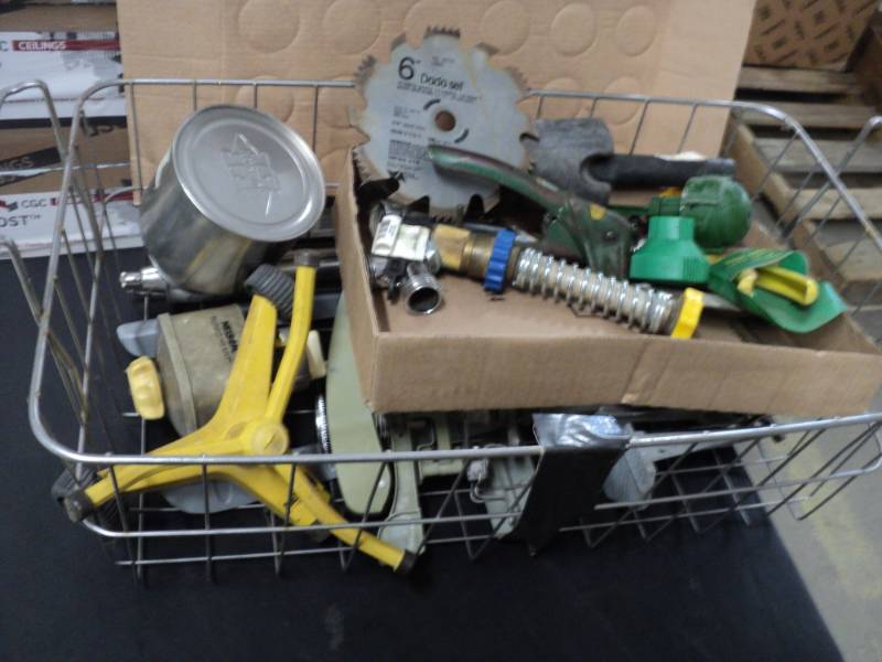 lot 132 image: Wire Container and all contents...