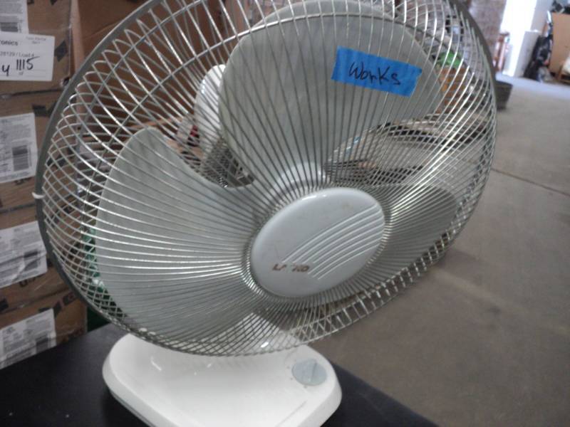 lot 140 image: Table Fan- tested and works...