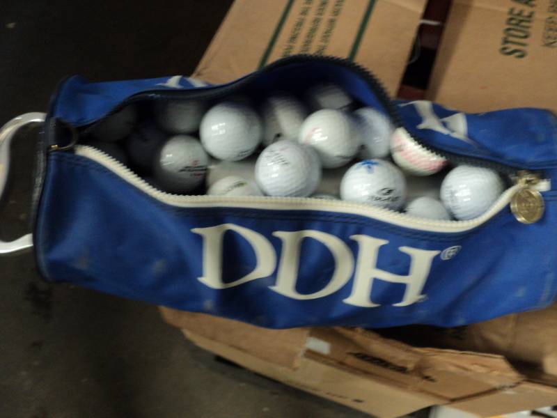 lot 198 image: Dunlap Max Fly Golf ball System...