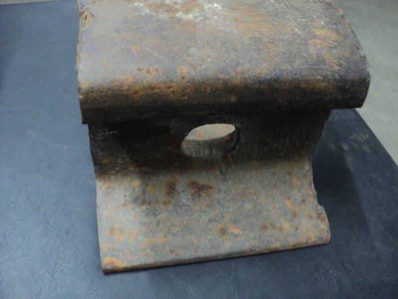 lot 240 image: Cast Iron Piece 5 x 6x 5...