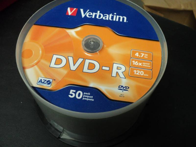 lot 245 image: 50 Pack DVD-R...