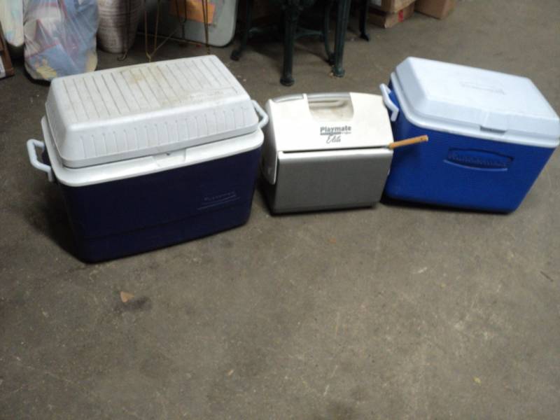 lot 273 image: 3 Coolers and Camping Tools...