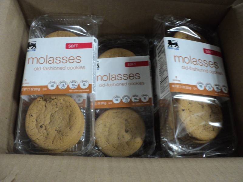 lot 281 image: Box of 11 package Soft Molasses- 8 ...