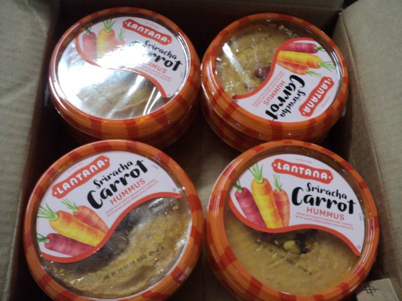 lot 306 image: Case of 8 Lantana Sriracha Carrot H...