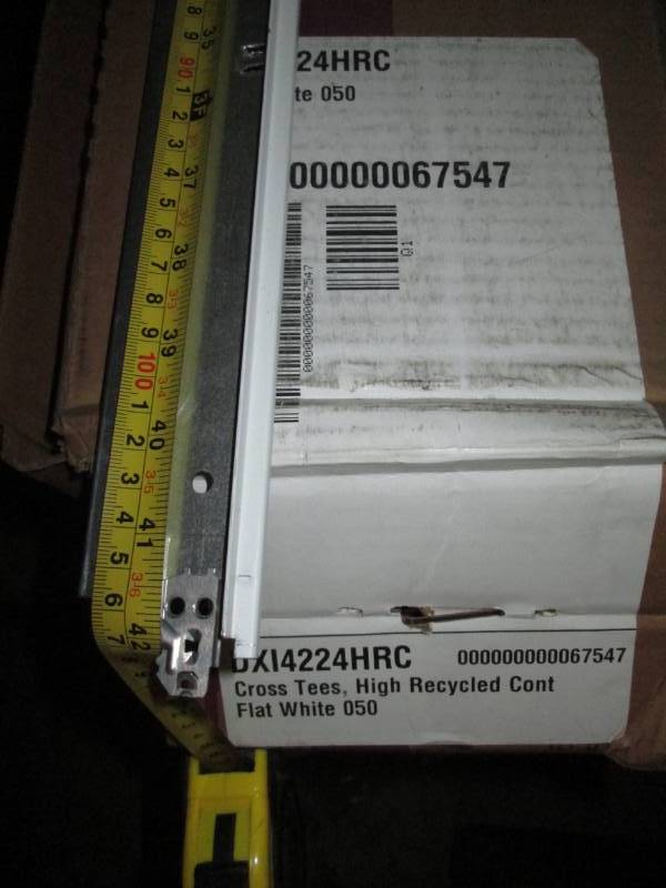 lot 452 image: 2 boxes of 60 each - USG suspended ceiling cross tees, low profile, approx. 42