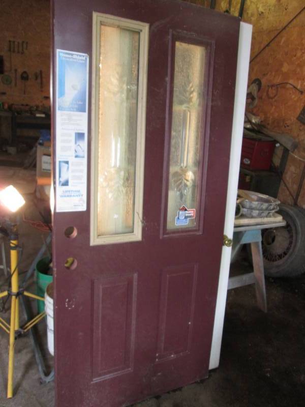 lot 46 image: Qty 2 Exterior Doors, 36 and 32...