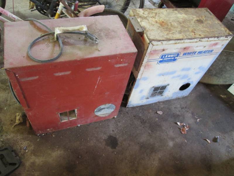 lot 84 image: 2  LB White portable heaters...