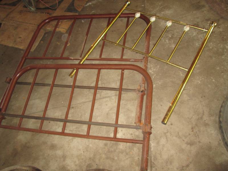 lot 97 image: Double metal head board, footboard,...