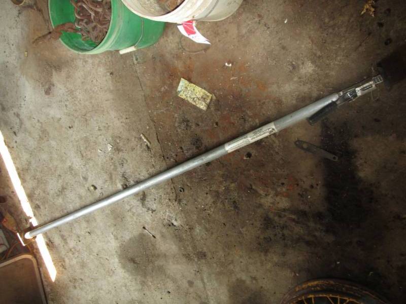 lot 99 image: Trailer load secure bar for semi-tr...