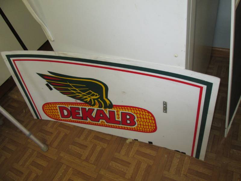 lot 165 image: Dekalb seed sign...