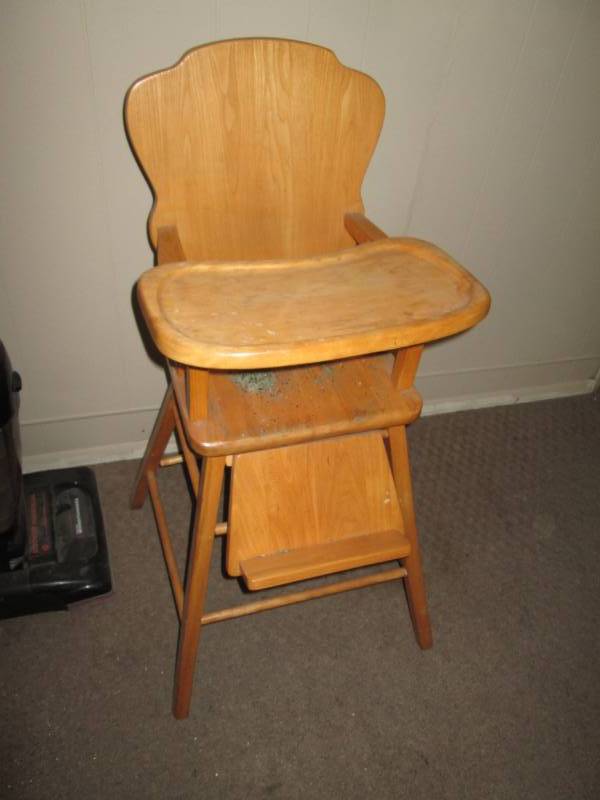 lot 178 image: Wooden high chair...