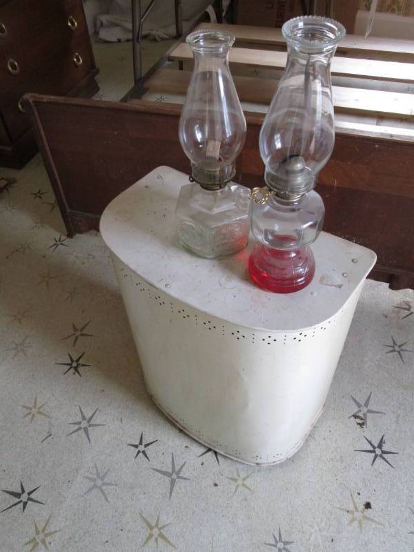 lot 199 image: Oil lamps metal hamper ...