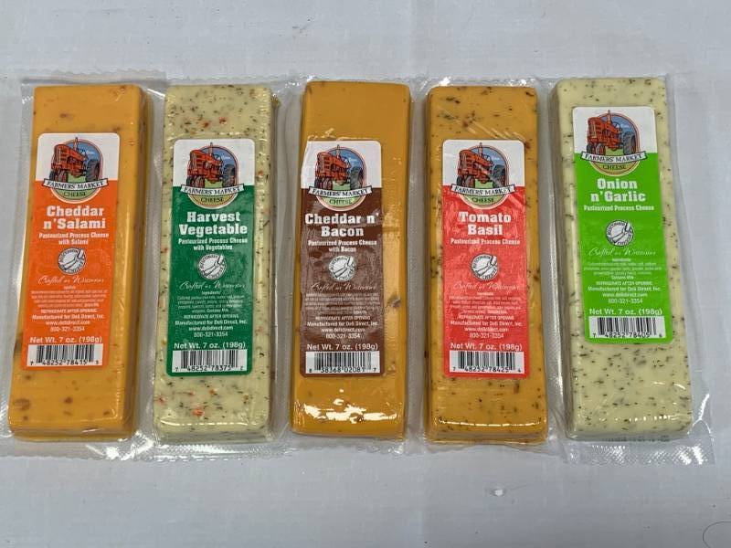 lot 9 image: Lot of 5 Wisconsin Farmers Market Cheese (best buy 022020)