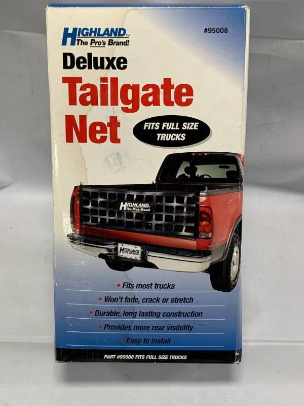 lot 18 image: Tailgate Net for Full Size Trucks