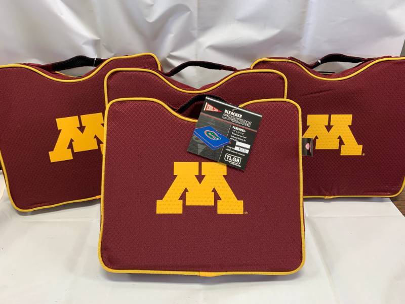lot 24 image: Lot of 4 Minnesota Golden Gophers Seat Cushions
