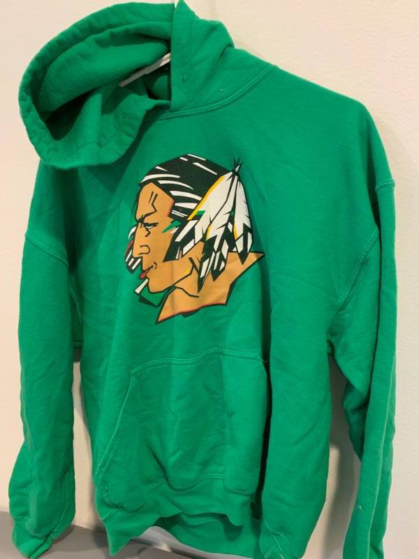 lot 29 image: UND Fighting Sioux Tongue Sweatshirt Size Large