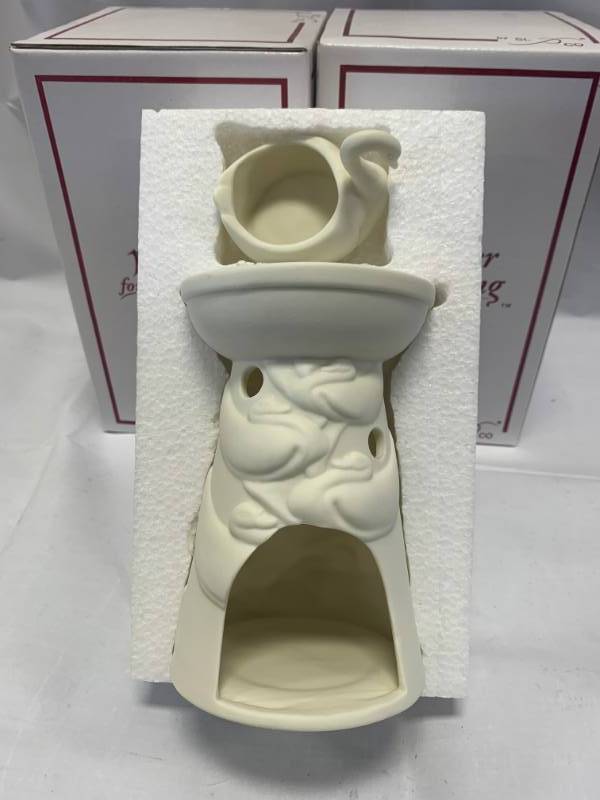 lot 56 image: Lot of 3 Warmer for Wafting Candle Diffuser