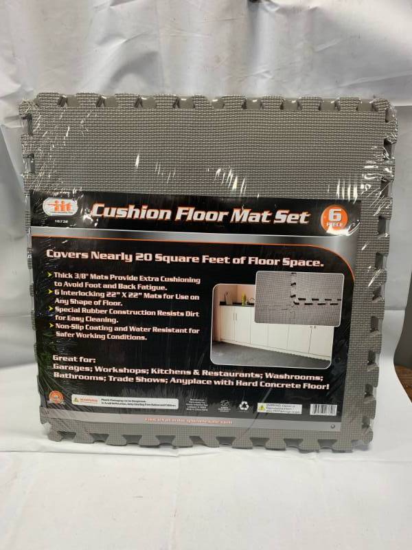 lot 87 image: 6pc Shop Gym Garage Floor Mat Set