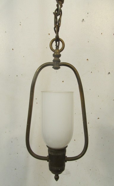 lot 32 image: Old Vintage Hanging Brass & Glass Light Fixture