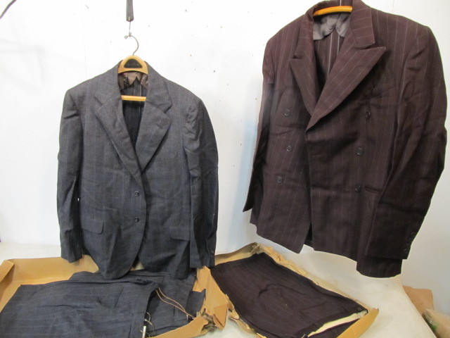lot 46 image: 2 Vintage 1930s-40s Mens Suits