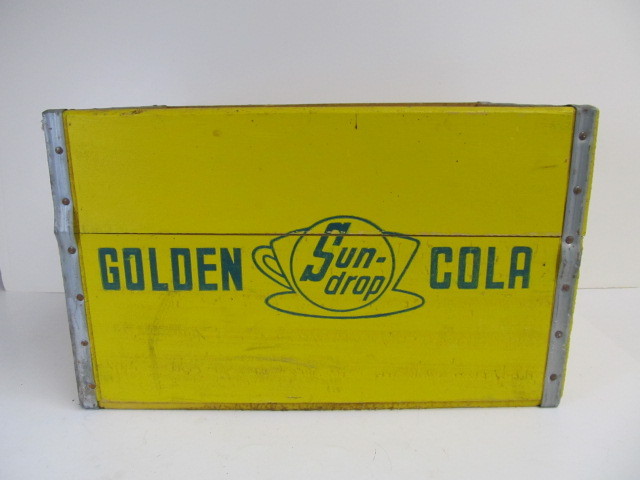 lot 59 image: Awesome Vintage Golden Cola SUNDROP Wooden Soda Crate