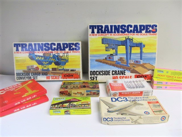 lot 72 image: Large Lot of Unused Model Sets