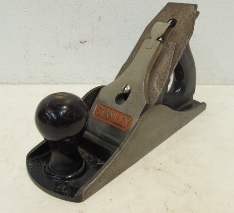 lot 75 image: Vintage STANLEY Bailey No. 4 12 Woodworking Plane