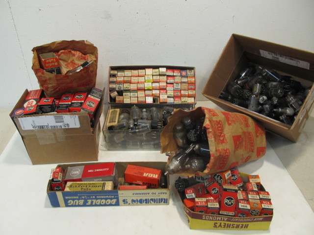 lot 76 image: Large Lot of Vintage Radio Tubes