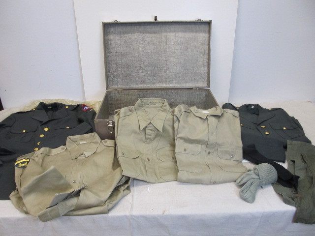 lot 148 image: Lot of Orig 1940s-50s US Military Jackets Shirts Hoods etc
